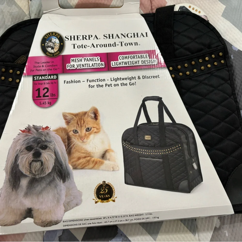 Sherpa Shanghai tote for pets